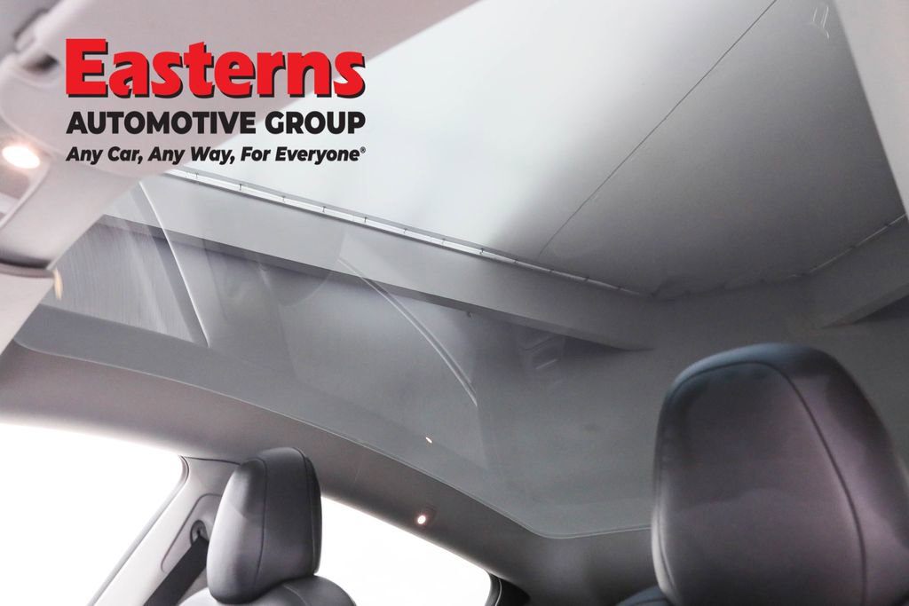 Used 2022 Tesla Model Y Performance image 24