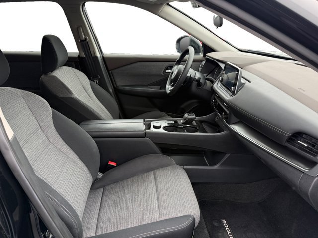 Used 2023 Nissan Rogue SV AWD/4WD image 12