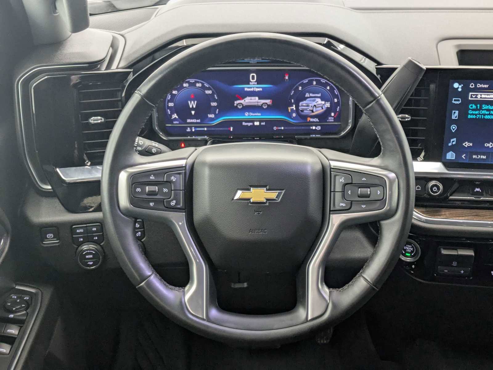 Used 2024 Chevrolet Silverado 1500 LT AWD/4WD image 23