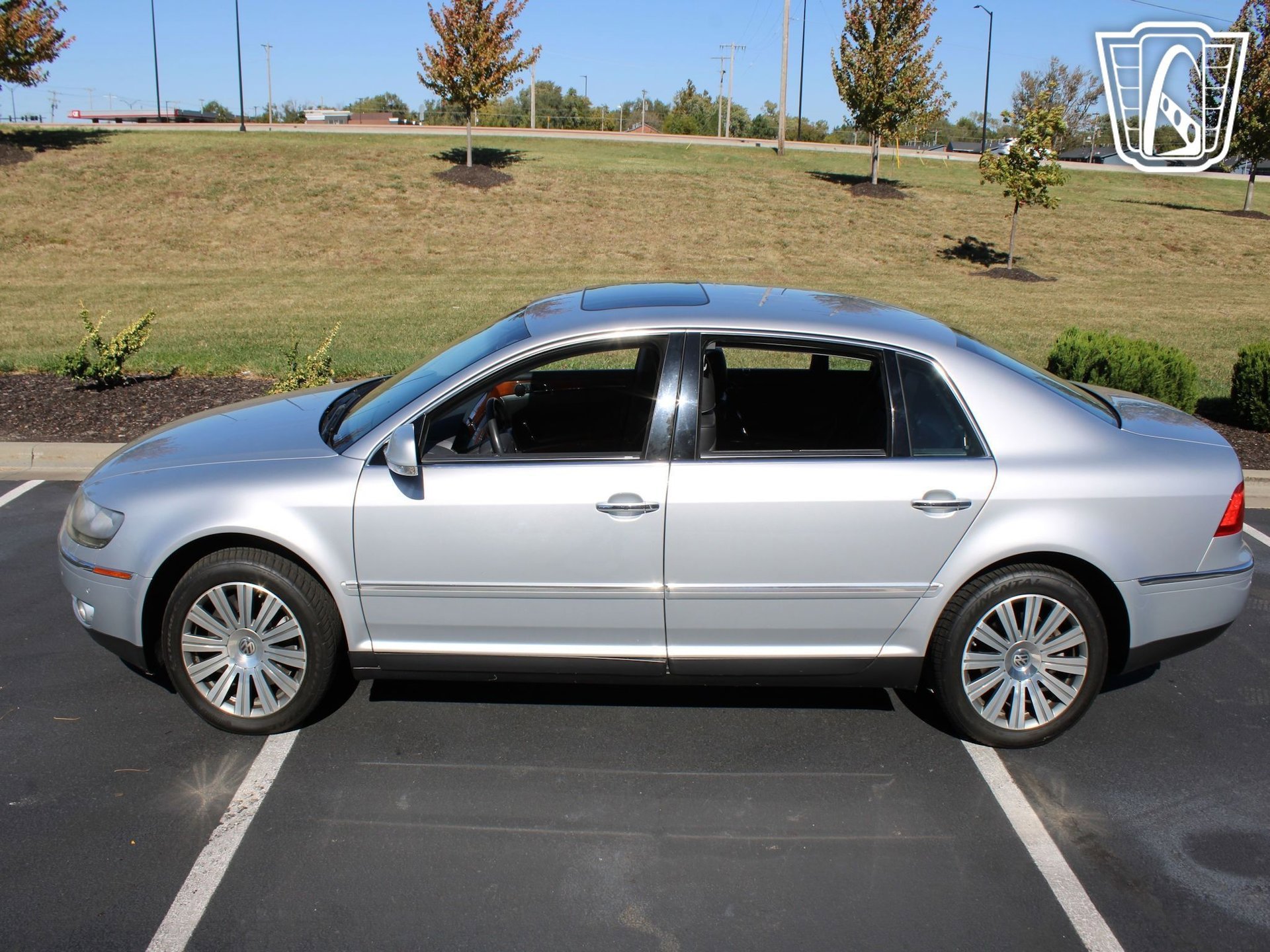 Used 2006 Volkswagen Phaeton V8 image 10