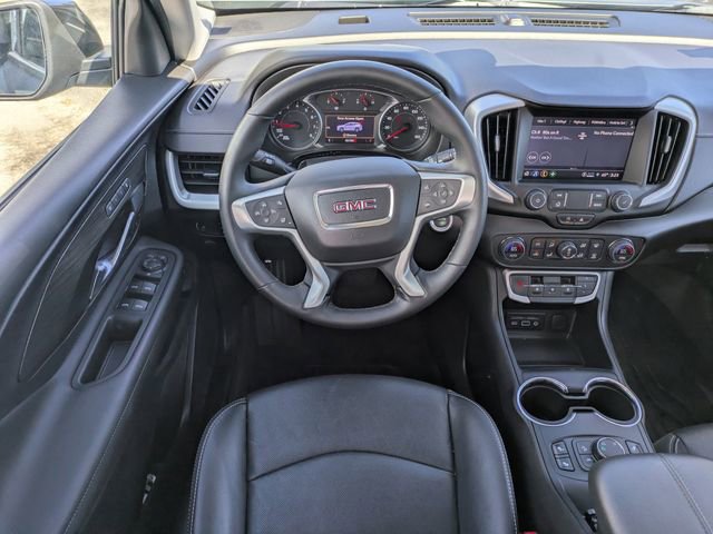 Used 2023 GMC Terrain SLT w/ Elevation Edition image 15