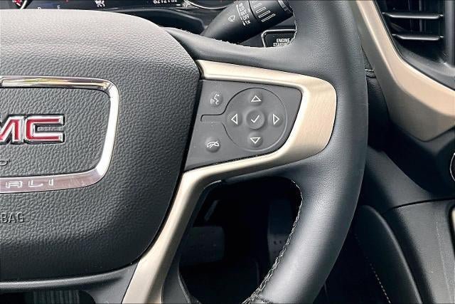 Used 2023 GMC Acadia Denali w/ Denali Ultimate Package AWD/4WD image 12