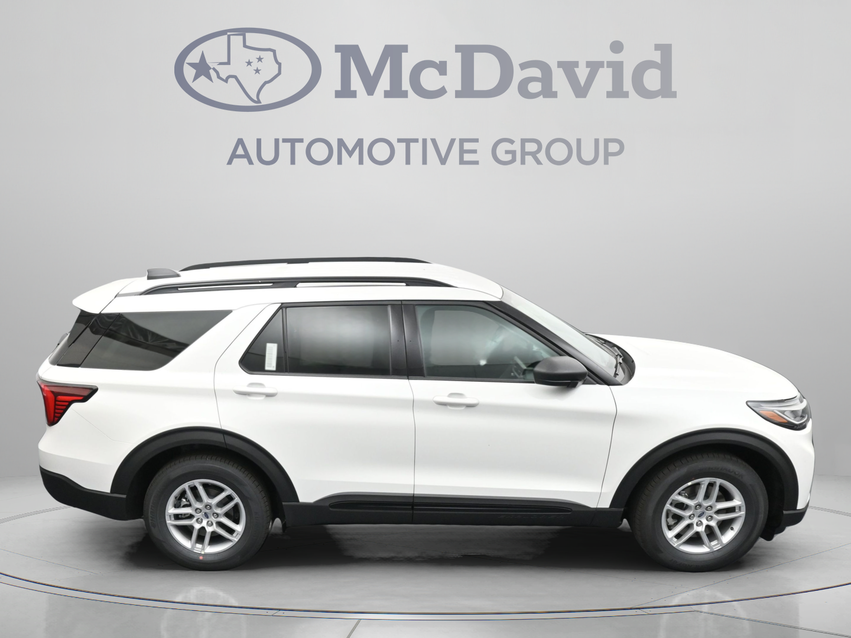 New 2026 Ford Explorer Active RWD image 25