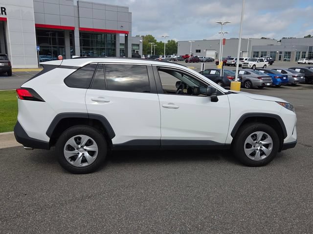Used 2021 Toyota RAV4 LE FWD image 13