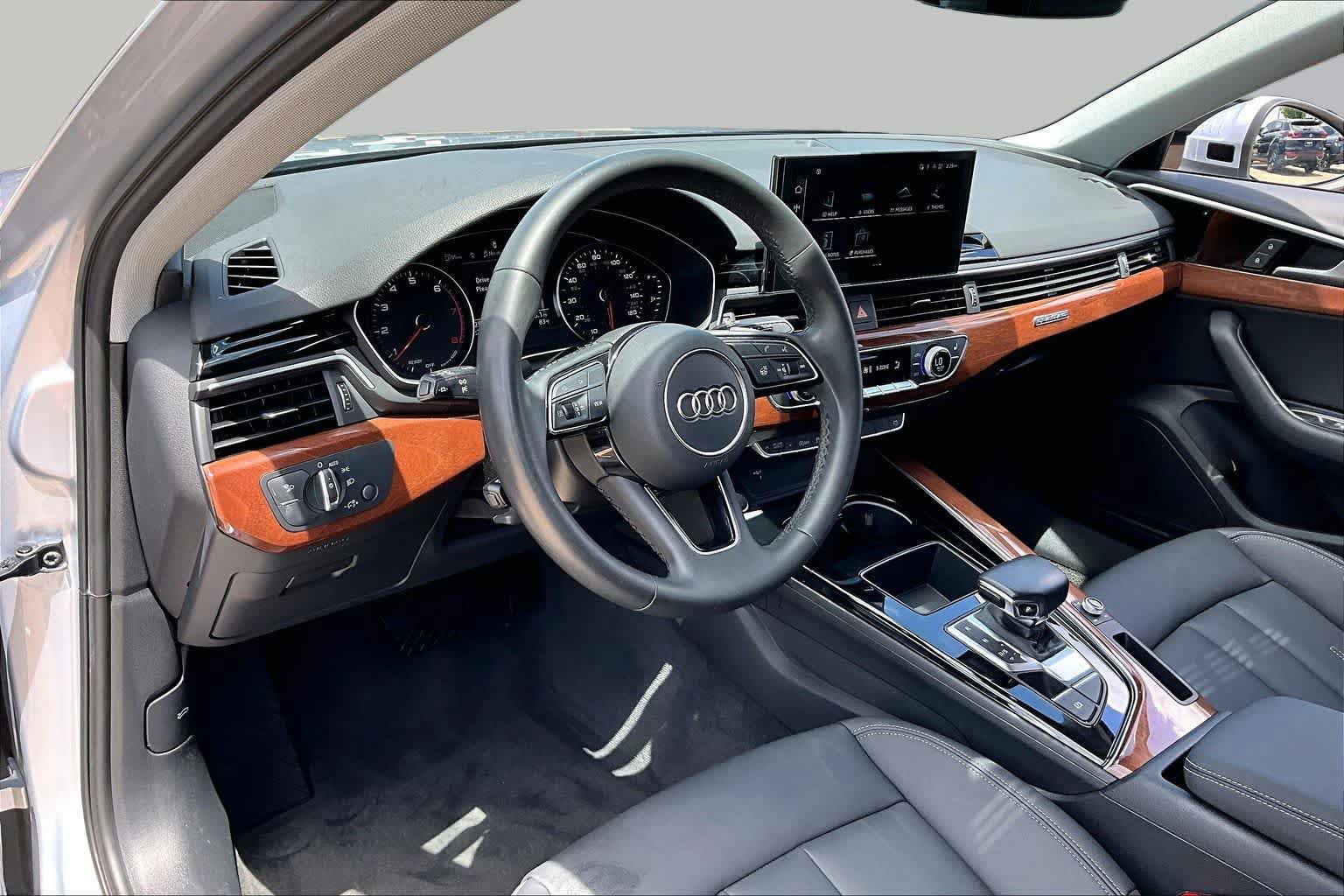 Used 2023 Audi A4 2.0T Premium w/ Convenience Package AWD/4WD image 18