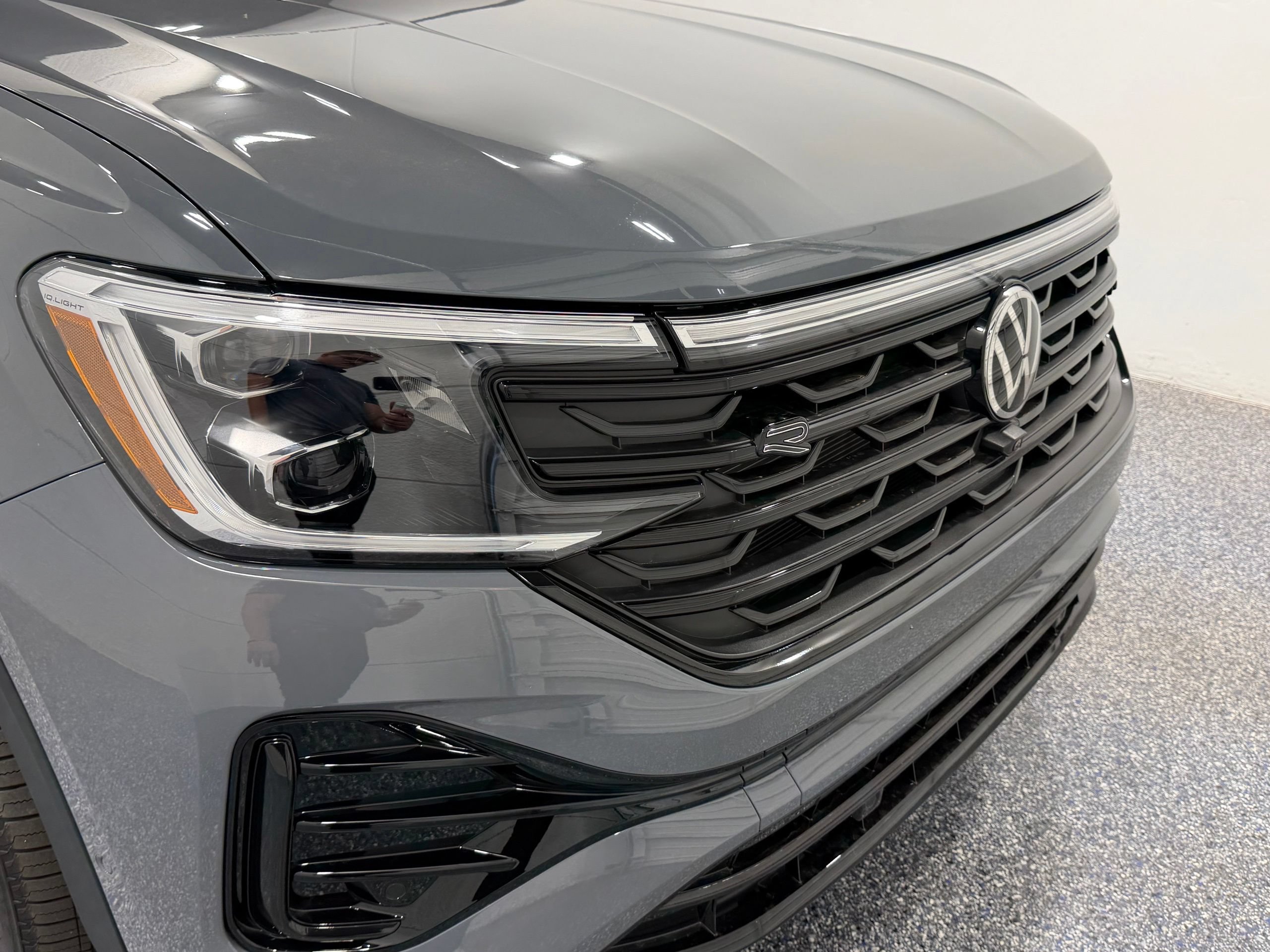 New 2026 Volkswagen Atlas Cross Sport SEL Premium R-Line AWD/4WD image 19