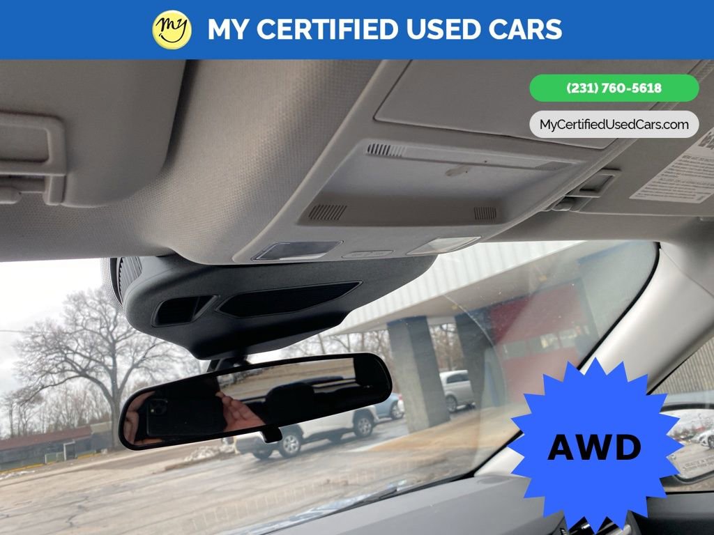 Used 2022 Ford Escape SE w/ Cold Weather Package image 19