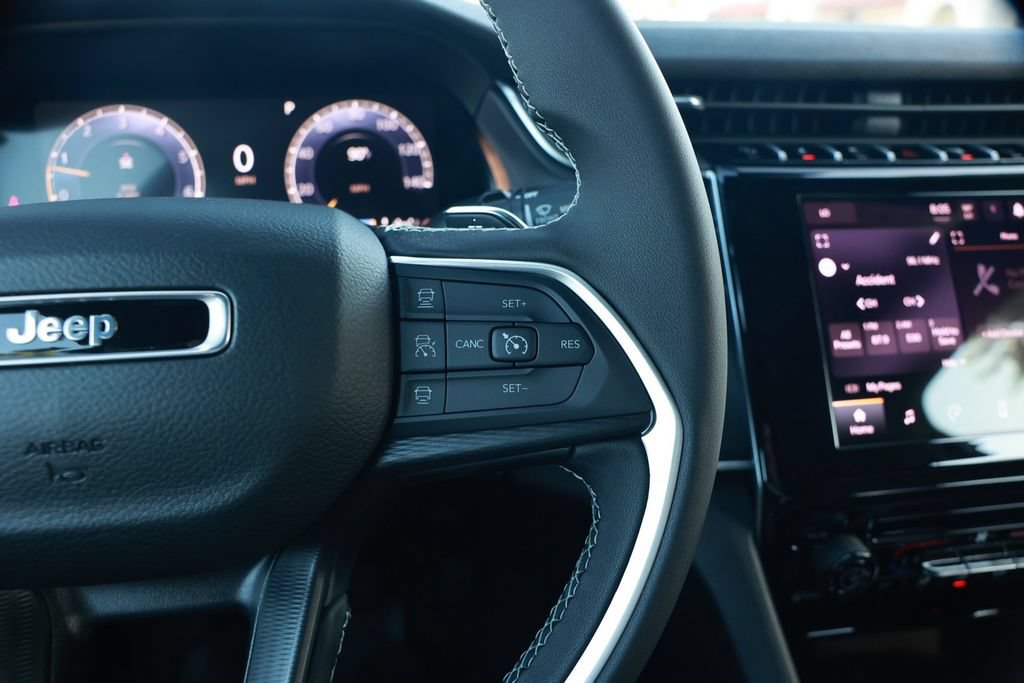 New 2026 Jeep Grand Cherokee Laredo RWD image 19
