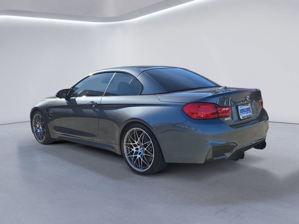 Used 2017 BMW M4 Convertible image 5