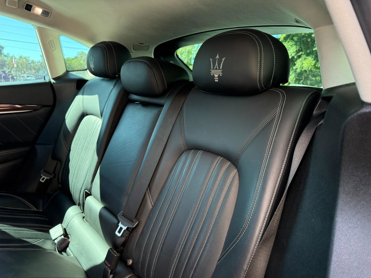 Used 2019 Maserati Levante GranLusso AWD/4WD image 26