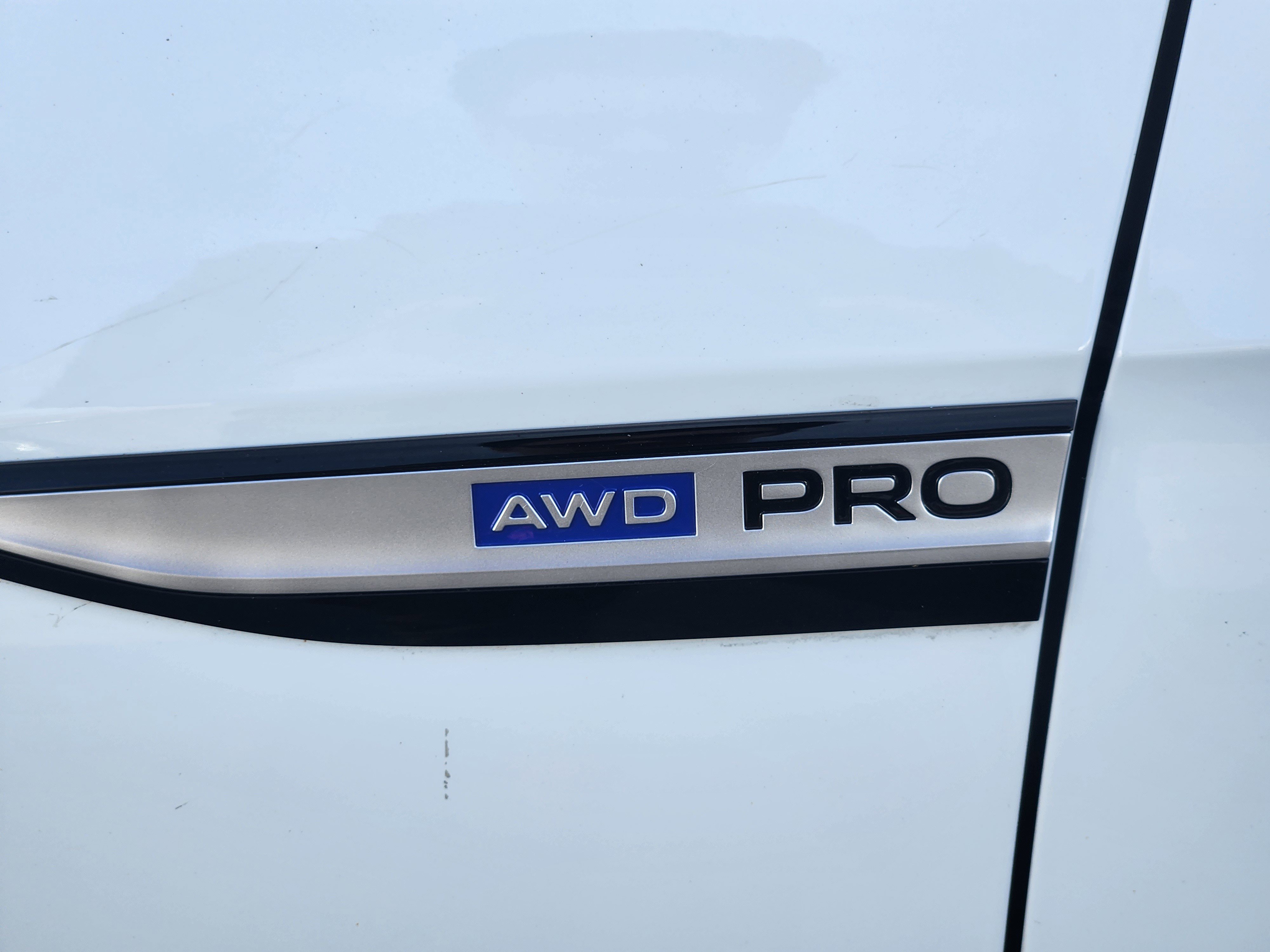 Certified 2023 Volkswagen ID.4 Pro image 24