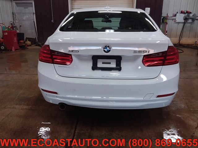 Used 2014 BMW 320i xDrive Sedan AWD/4WD image 8
