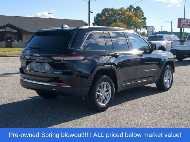 Used 2025 Jeep Grand Cherokee Laredo X AWD/4WD image 13