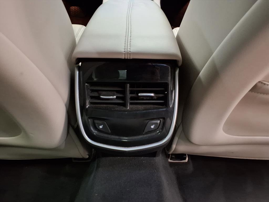 Used 2018 Cadillac XTS Luxury image 15