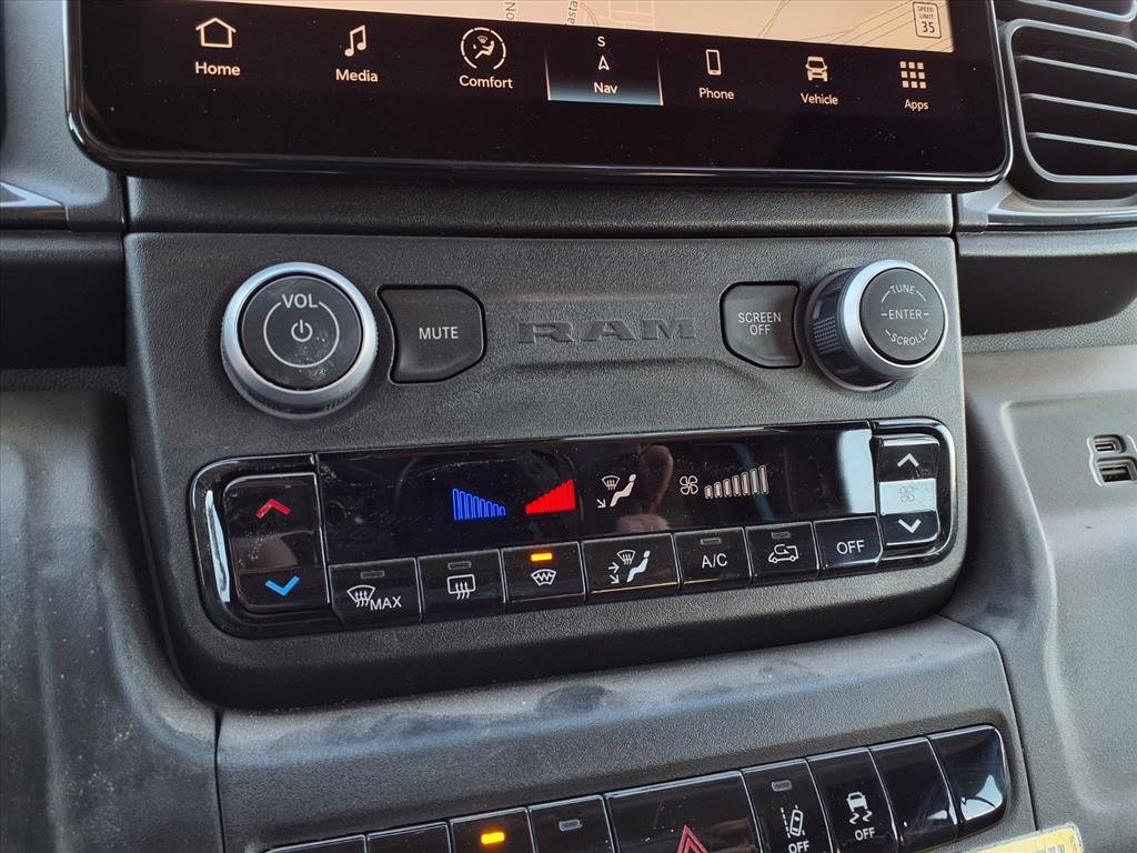 Used 2024 RAM ProMaster 3500 image 13