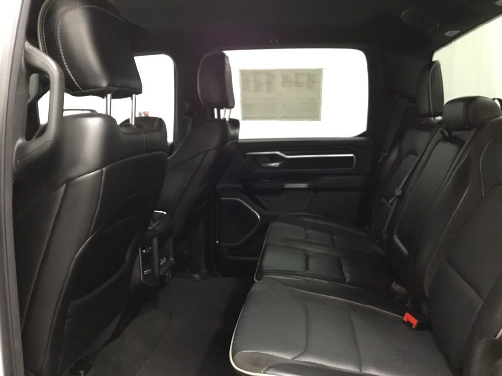 Used 2024 RAM 1500 Laramie AWD/4WD image 12