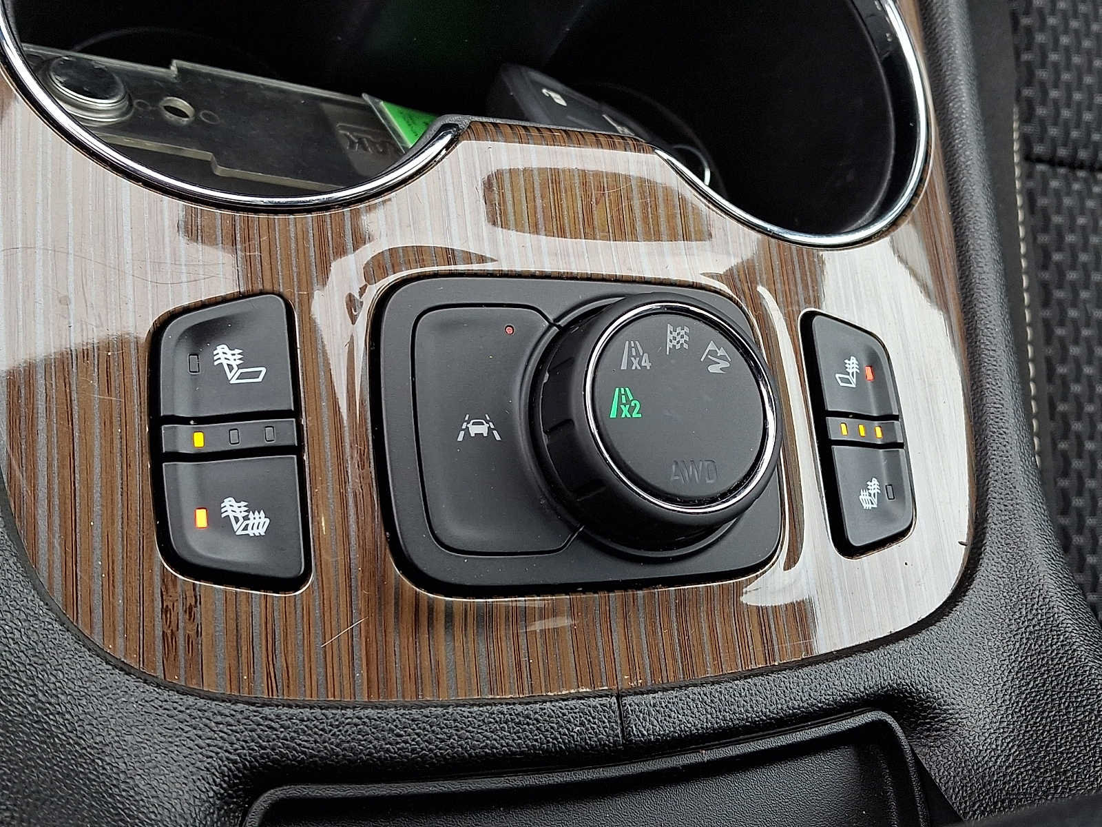 Used 2023 GMC Acadia SLE w/ Driver Convenience Package AWD/4WD image 27