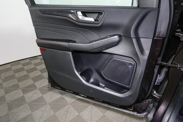 Used 2023 Ford Escape ST-Line w/ Tech Pack #1 image 38