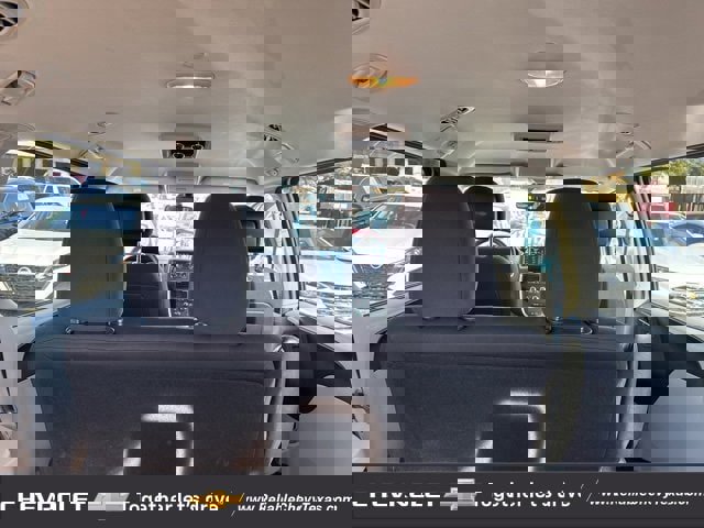 Used 2018 Dodge Grand Caravan SE w/ UConnect Hands-Free Group image 13