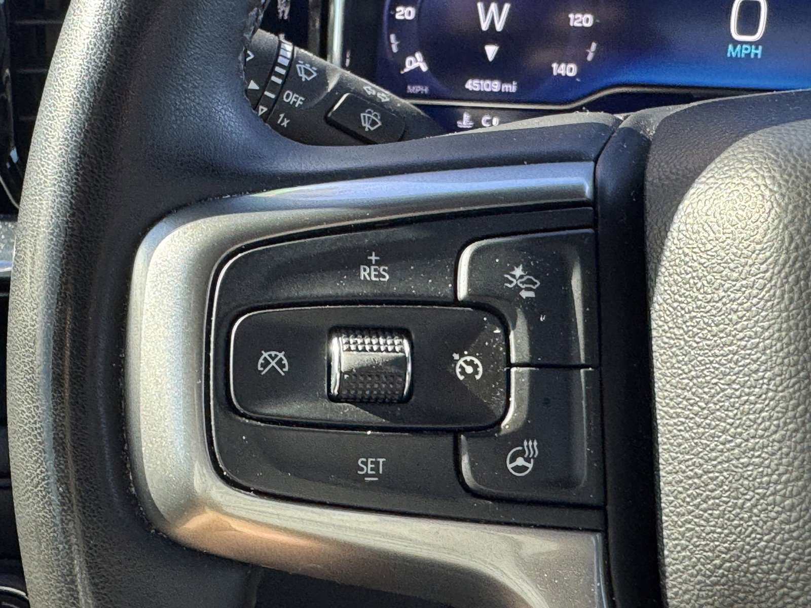 Used 2024 Chevrolet Silverado 1500 RST w/ LPO, Liner Protection Package image 21