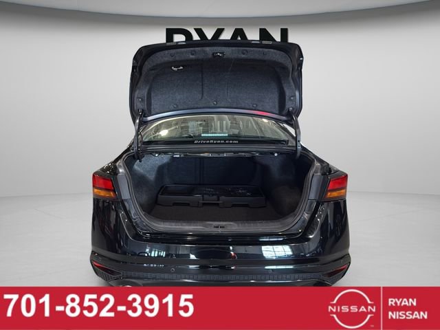 Certified 2024 Nissan Altima 2.5 SR w/ SR Premium Package AWD/4WD image 8