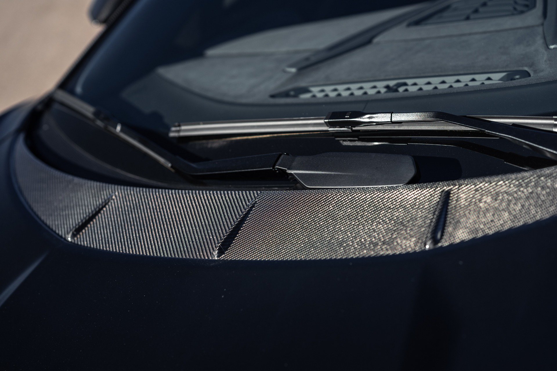Used 2025 Lamborghini Revuelto AWD/4WD image 29