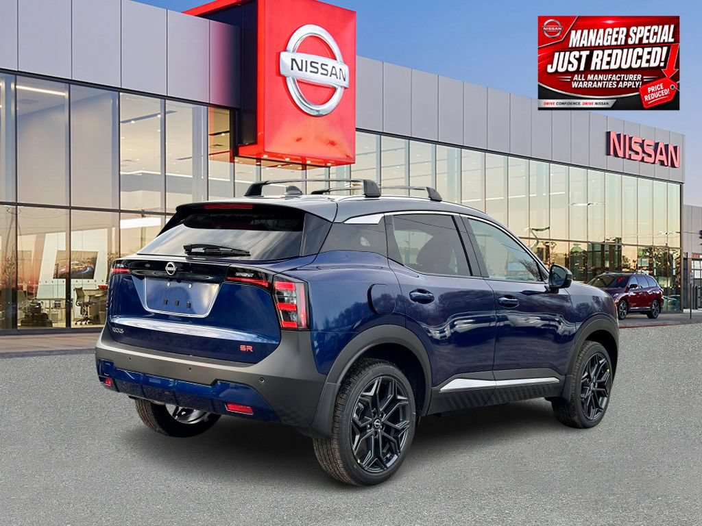 New 2025 Nissan Kicks SR w/ Illumination Package FWD image 5