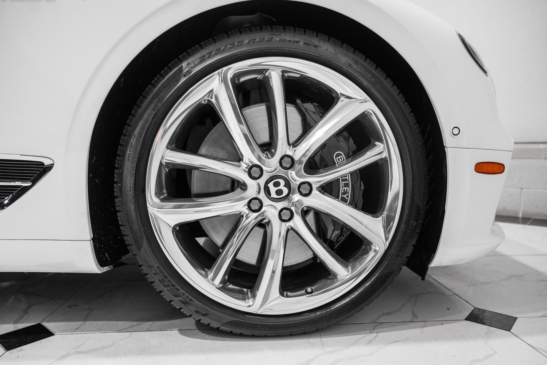 Certified 2023 Bentley Continental GT V8 AWD/4WD image 17
