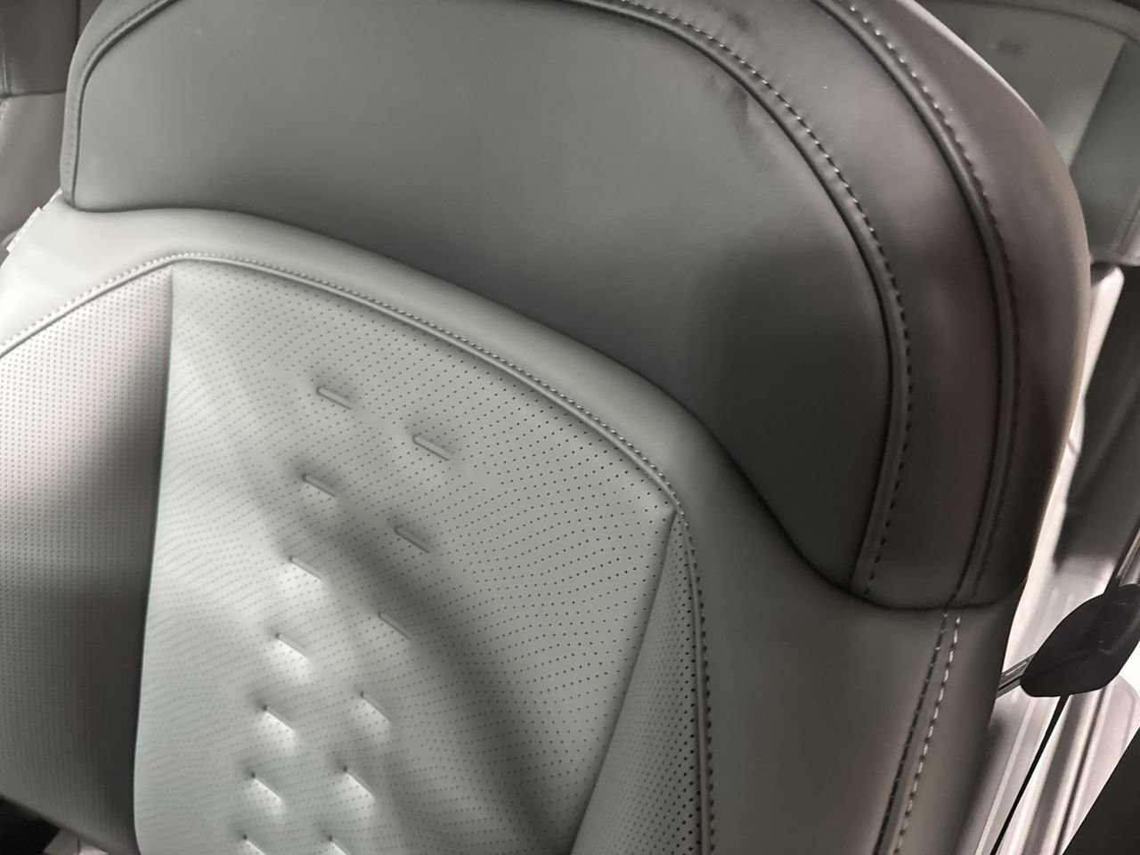 New 2026 Kia EV9 Wind image 16