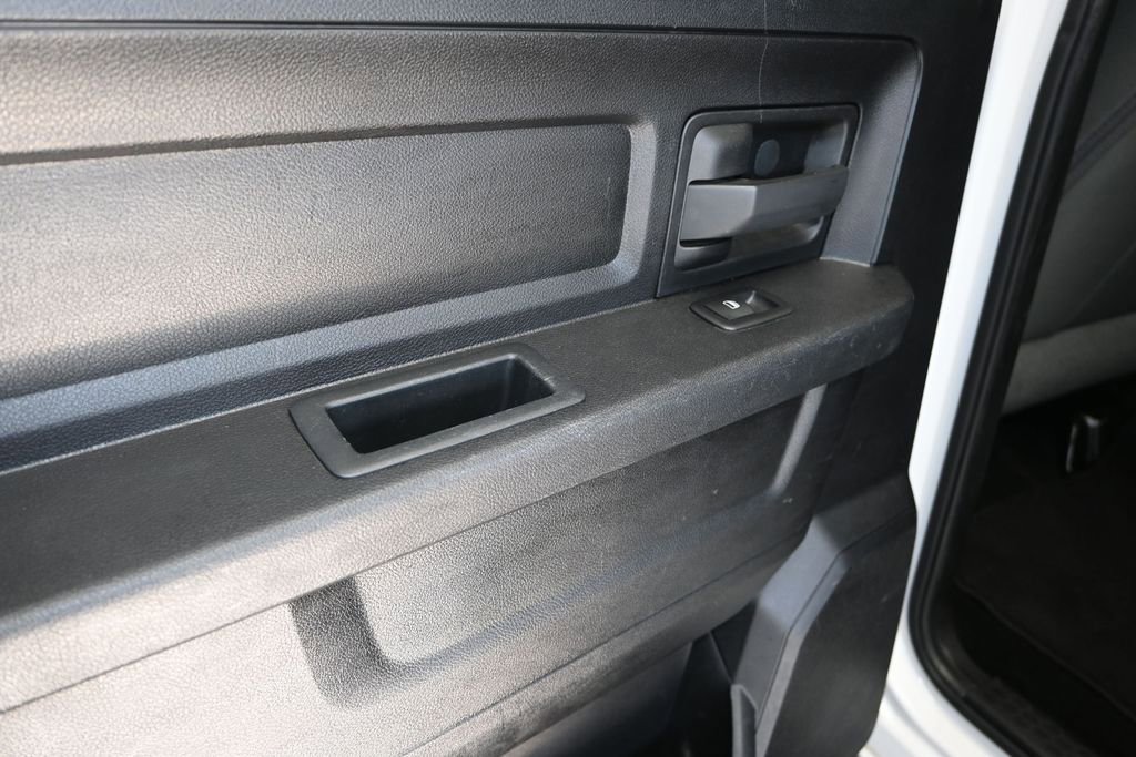 Used 2016 RAM 1500 Express AWD/4WD image 15