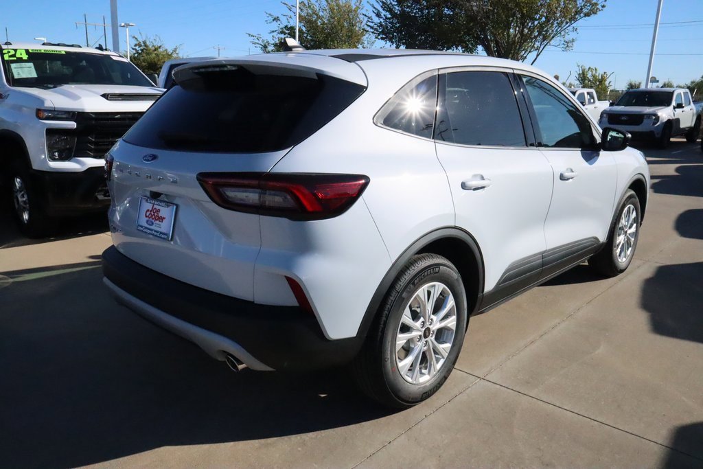 New 2026 Ford Escape Active image 19