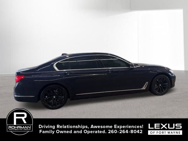 Used 2017 BMW 750i xDrive image 6
