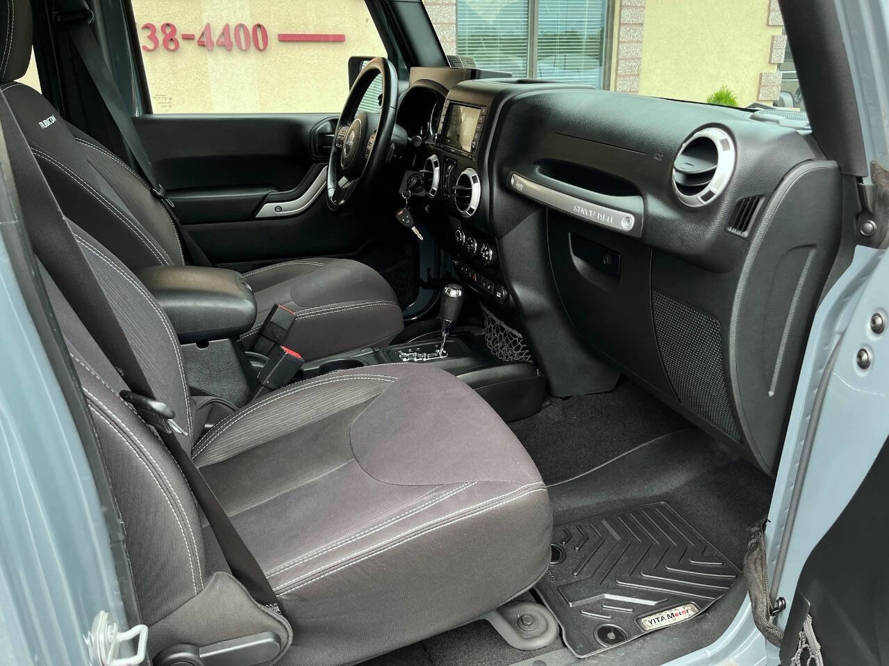 Used 2015 Jeep Wrangler Unlimited Rubicon w/ Dual Top Group image 7