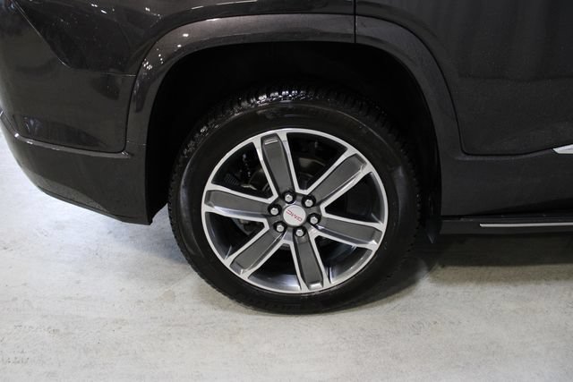 Used 2017 GMC Acadia Denali w/ Technology Package FWD image 38