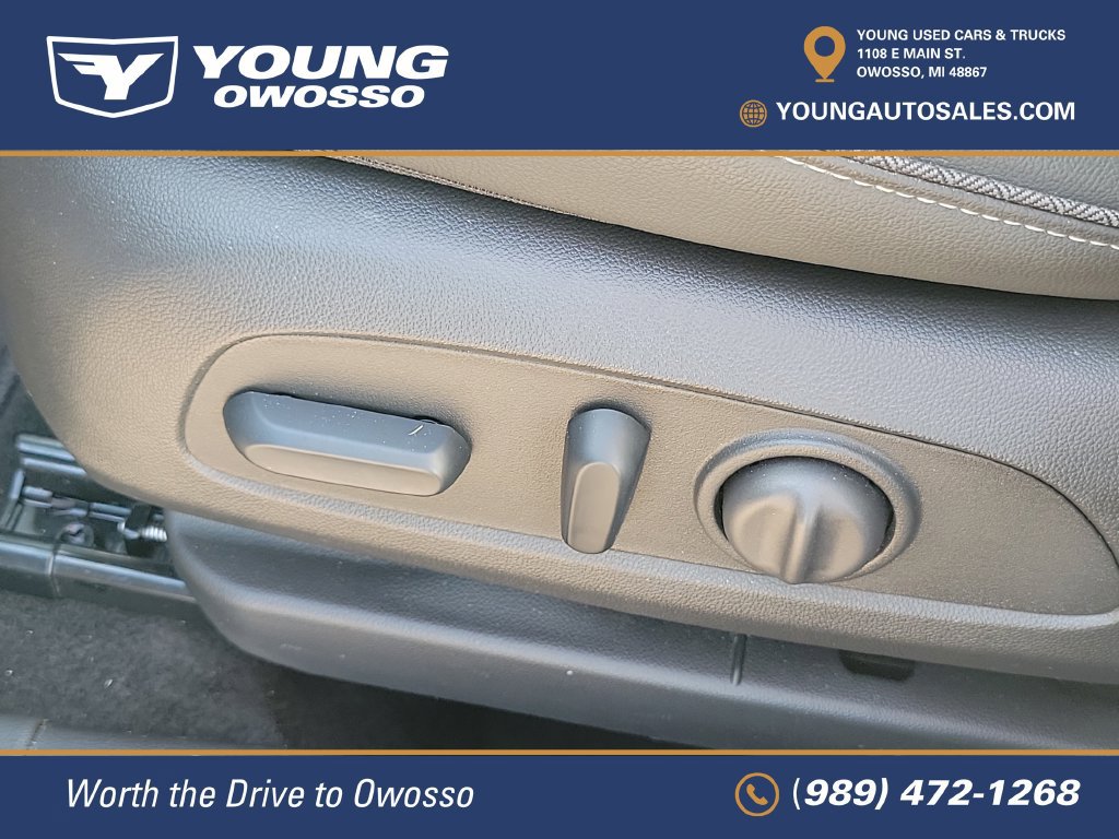 Used 2025 Buick Encore GX Preferred w/ Comfort Package FWD image 9