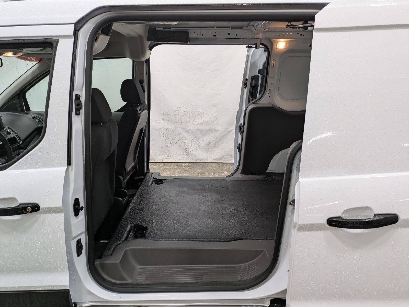 Used 2023 Ford Transit Connect XL w/ Trailer Tow Package image 23