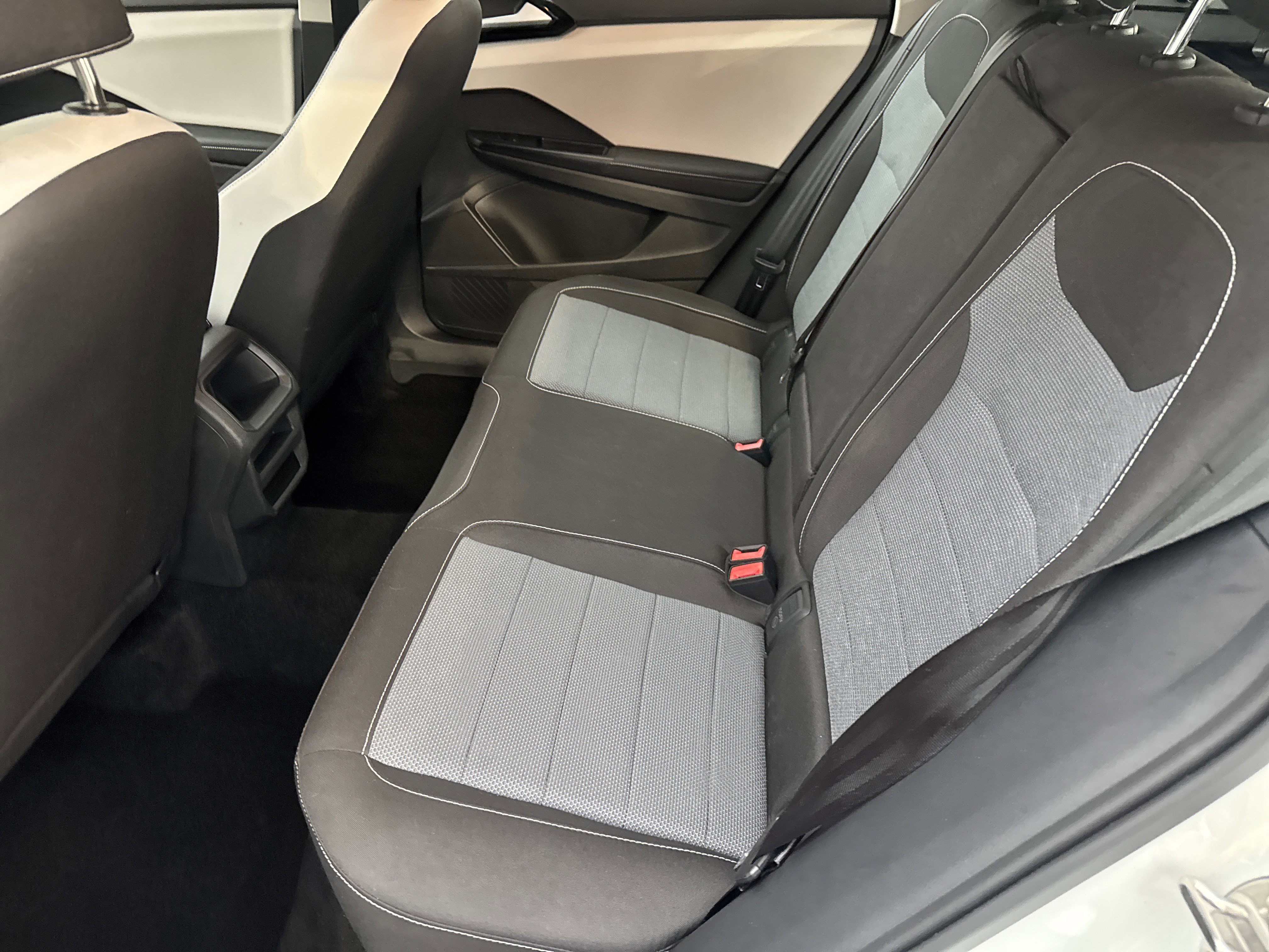 Certified 2025 Volkswagen Taos S image 6