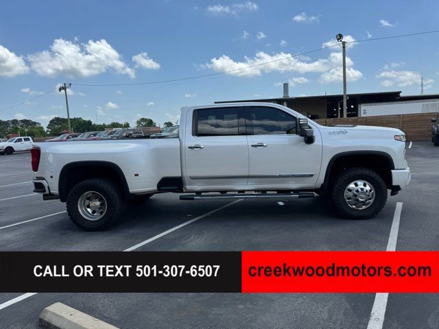 Used 2024 Chevrolet Silverado 3500 High Country w/ Technology Package AWD/4WD image 7