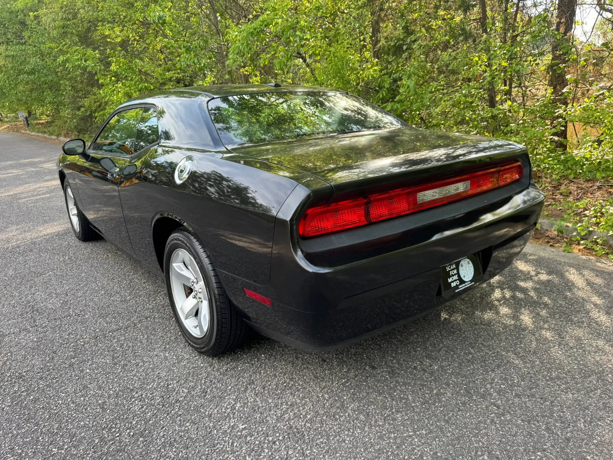 Used 2009 Dodge Challenger SE RWD image 7