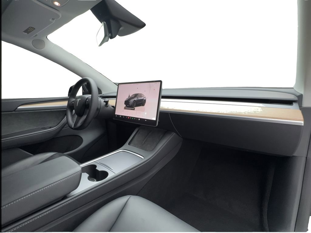 Used 2024 Tesla Model Y Performance AWD/4WD image 30