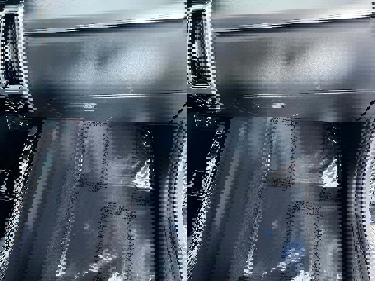 Certified 2023 Kia Sorento SX image 31