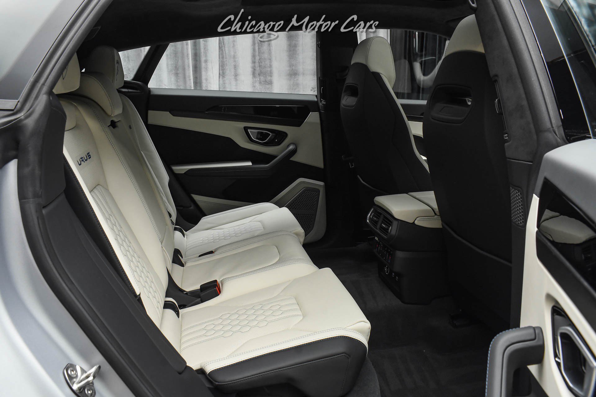 Used 2024 Lamborghini Urus S AWD/4WD image 28