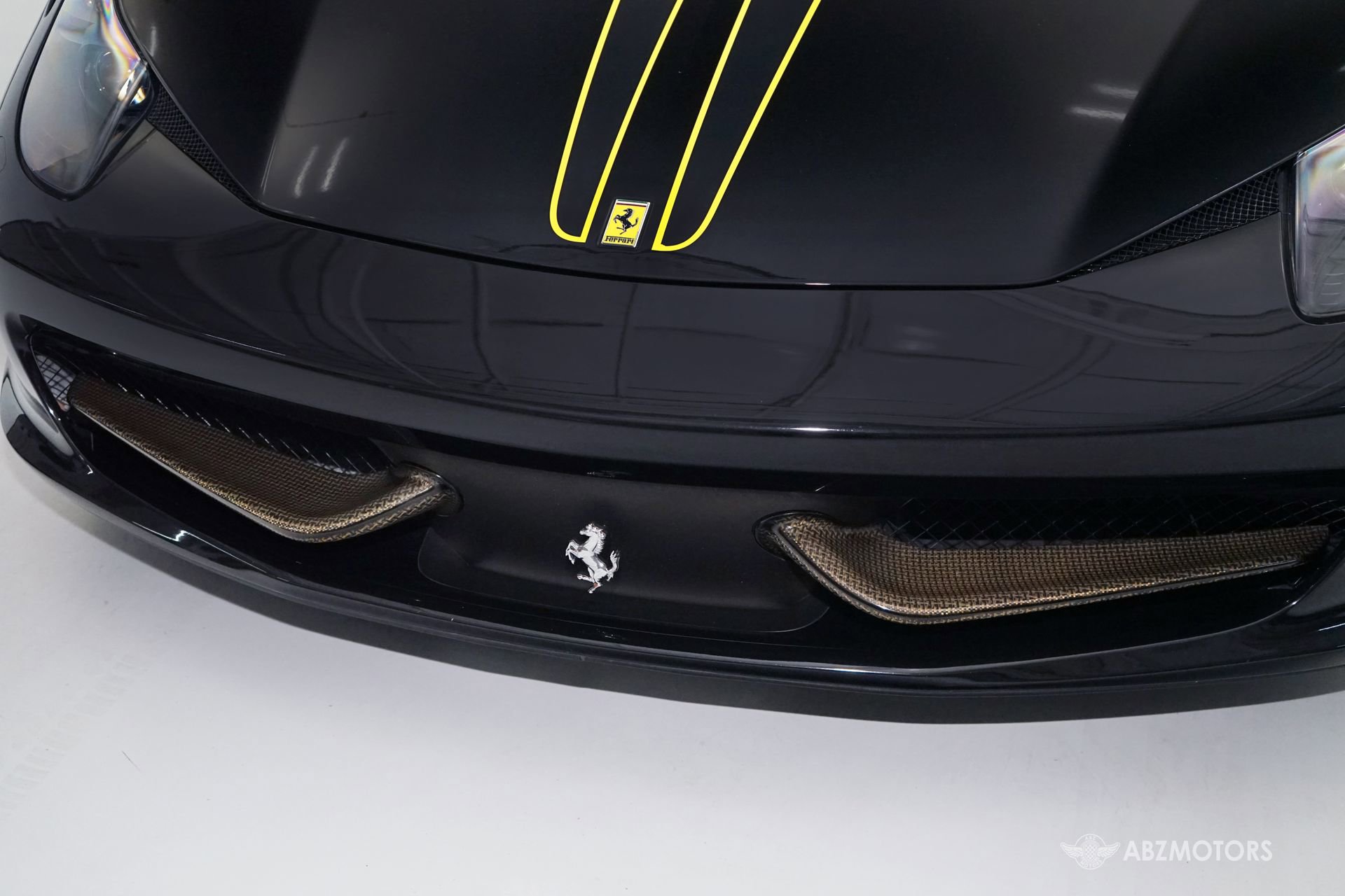 Used 2010 Ferrari 458 Italia Coupe image 10