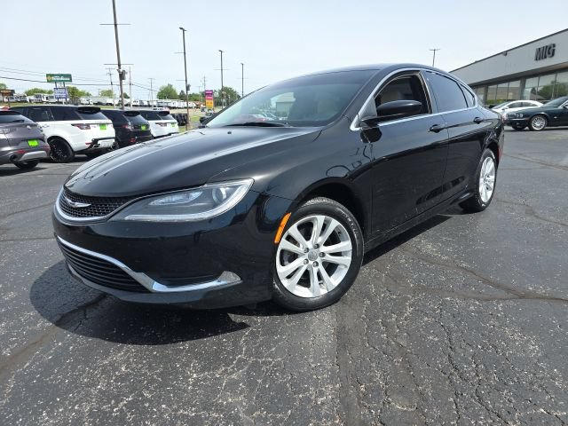 Used 2016 Chrysler 200 Limited FWD image 2
