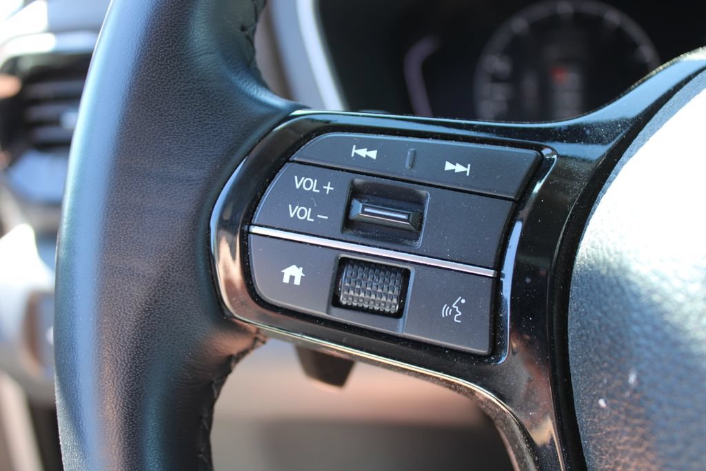 Used 2025 Honda Pilot EX-L image 15