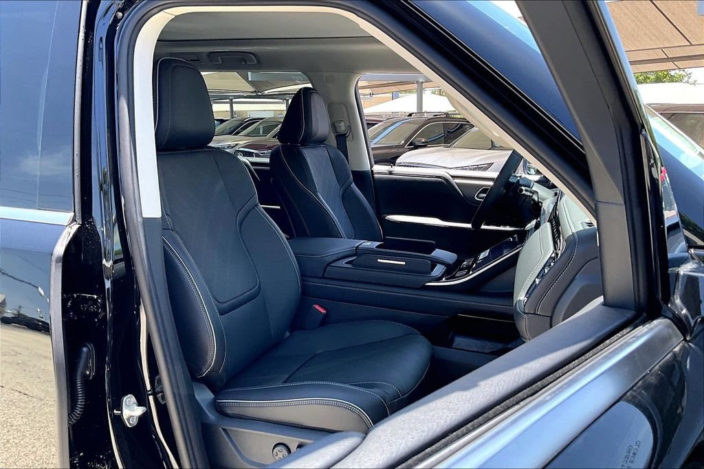 New 2027 INFINITI QX80 Luxe RWD image 38