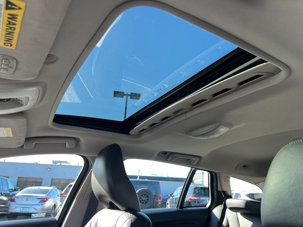 Used 2015 Volvo V60 T5 Premier w/ Convenience Package image 13