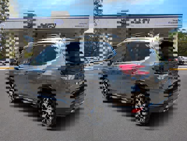 Used 2021 Subaru Forester Touring w/ Popular Package #2 image 4