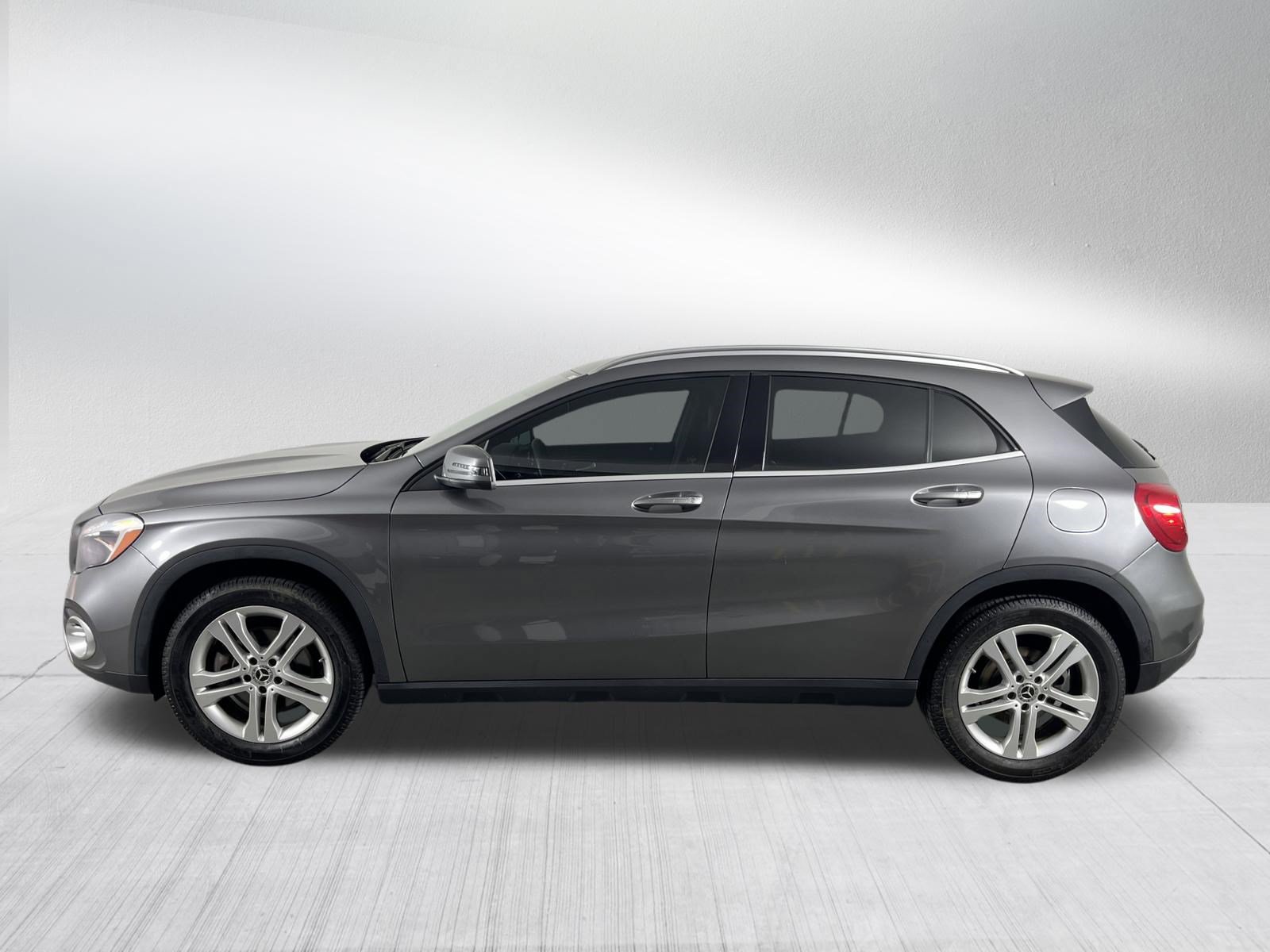 Used 2019 Mercedes-Benz GLA 250 4MATIC image 4