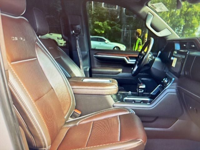 Used 2022 GMC Sierra 1500 Denali AWD/4WD image 11